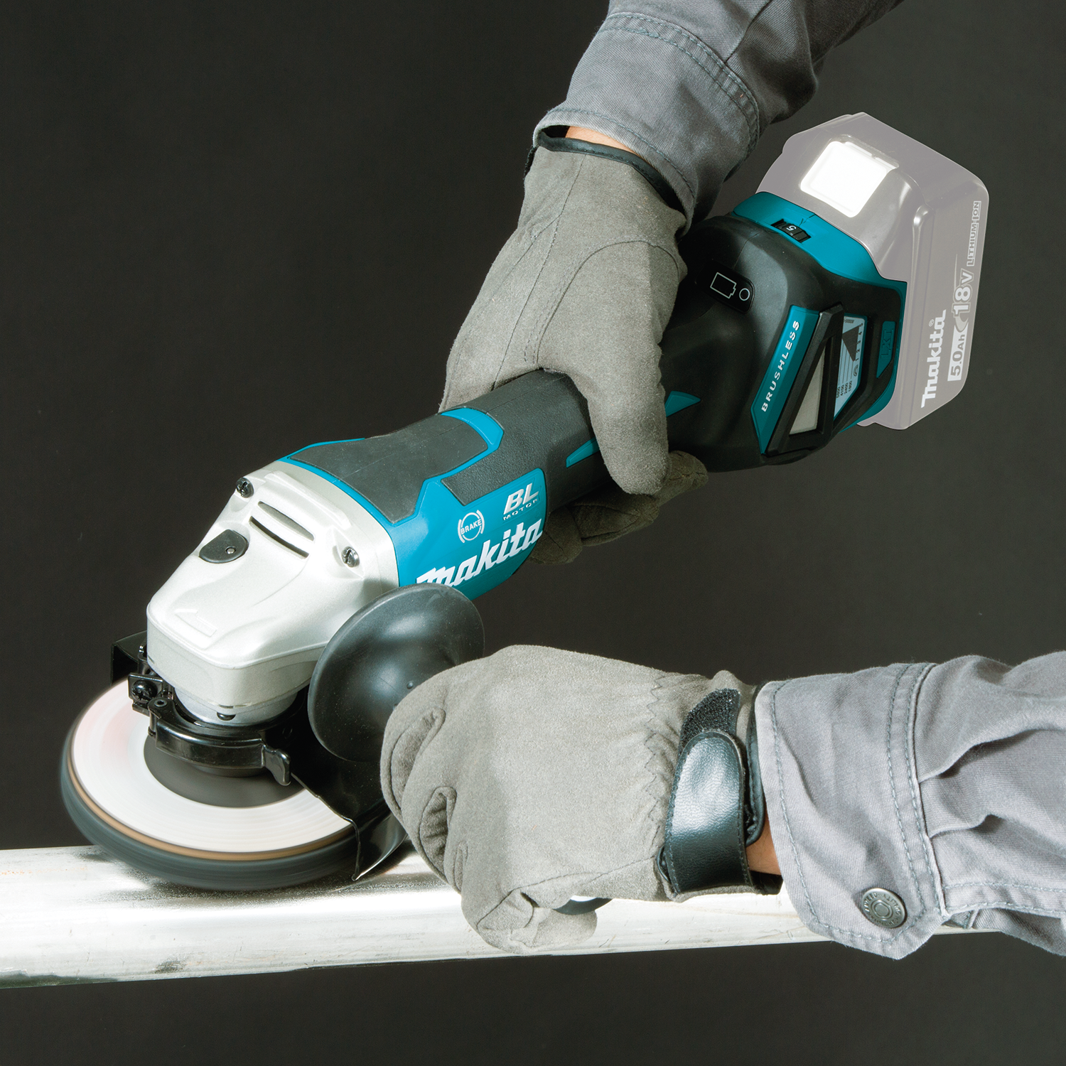 slide Makita® XAG20Z