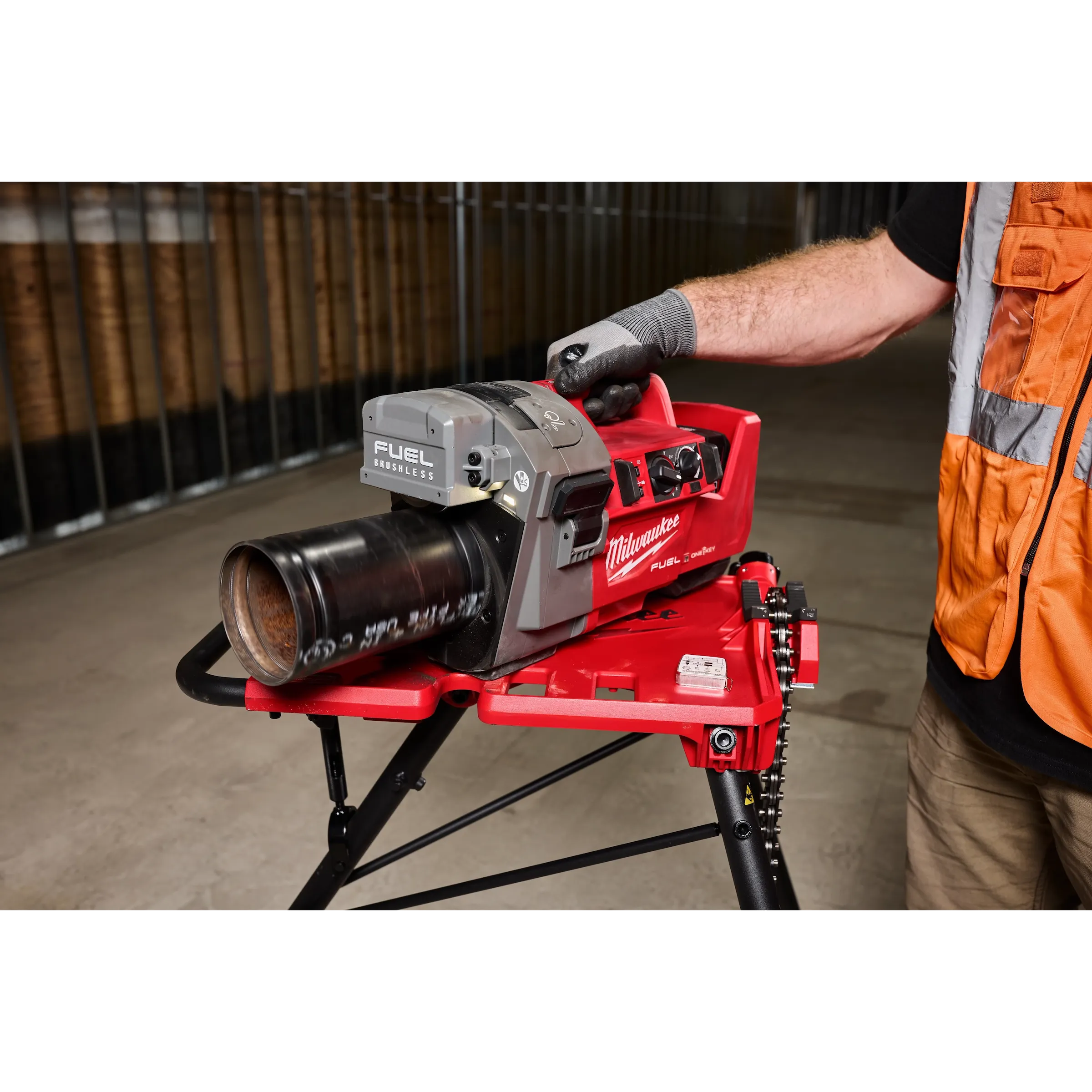 Milwaukee® 2928-22