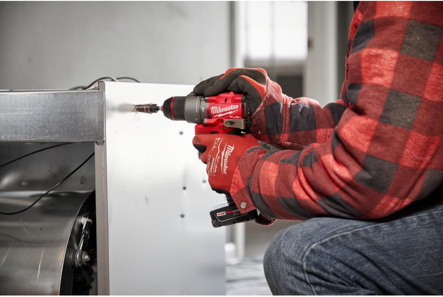 slide Milwaukee® 3404-20